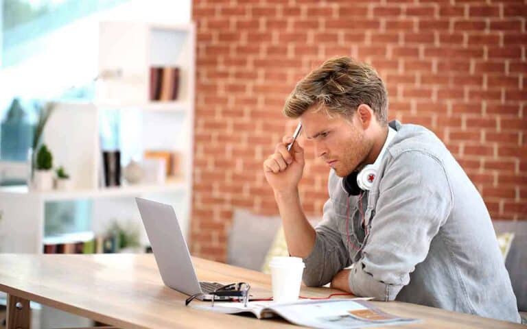 Business Email Etiquette To Help You Do Business Better [+Infographic]|Guide to Email Etiquette Infographic|Business Email Etiquette To Help You Do Business Better [+Infographic]