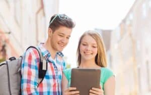 Meeting Travelers Needs With Your Website Isn't Easy|Traveler Smartphones Sites Apps Download|Meeting Travelers Needs With Your Website Isn't Easy