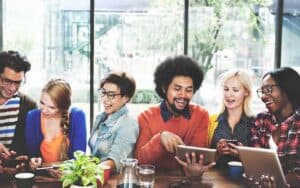 Your Content Must Be Social Media Sharing Ready|Social Sharing Icons|Facebook Sharing Window|Inline Click to Tweet Option|Facebook Shared Post|Is your content social media sharing ready?